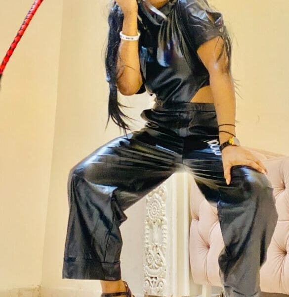 This is Joy in Riyadh I will make you happy and give a lot of pleasure. My services Bdsm Mistress/slave Domination Footfetish Giving goldenshower Ass rimming Are you looking for a good mistress and dating experience do contact me on whatsapp