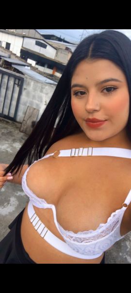 Soy una chica paisa , adicta al sexo ,pasional y dispuesta para cualquier cosa 😈 .
Pruebame y tendrás una experiencia inolvidable 🥵🍑😈🤤